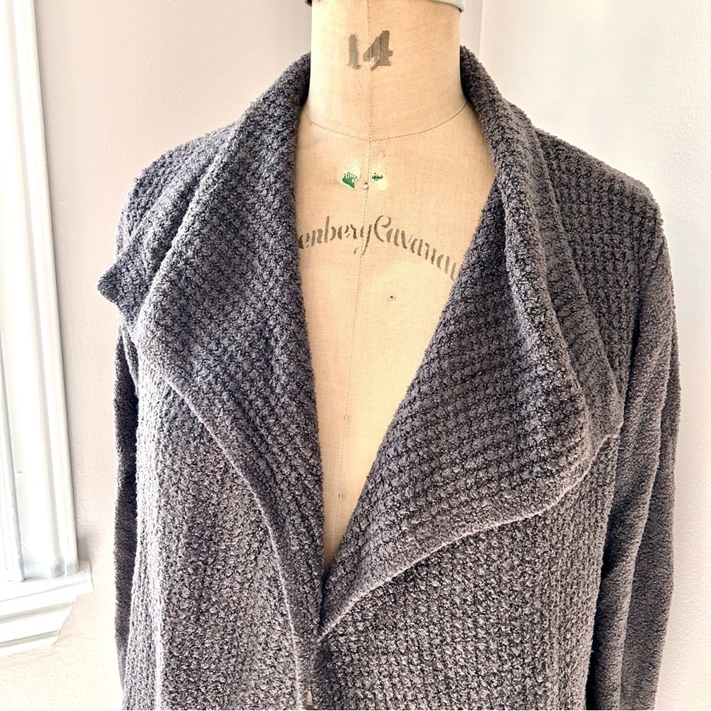 Barefoot Dreams CozyChic Lite Coastal Cardi Flutter Cardigan Carbon dark gray S - Picture 5 of 17